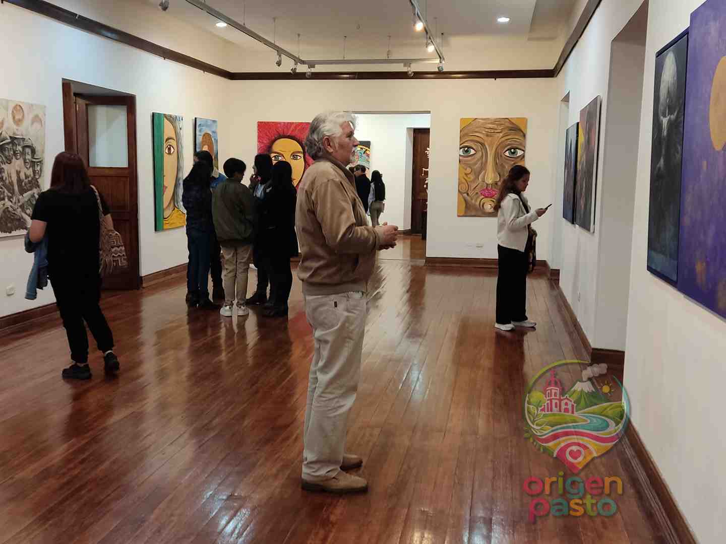Exposición de arte en la Casa de Cultura de Pasto, Colombia