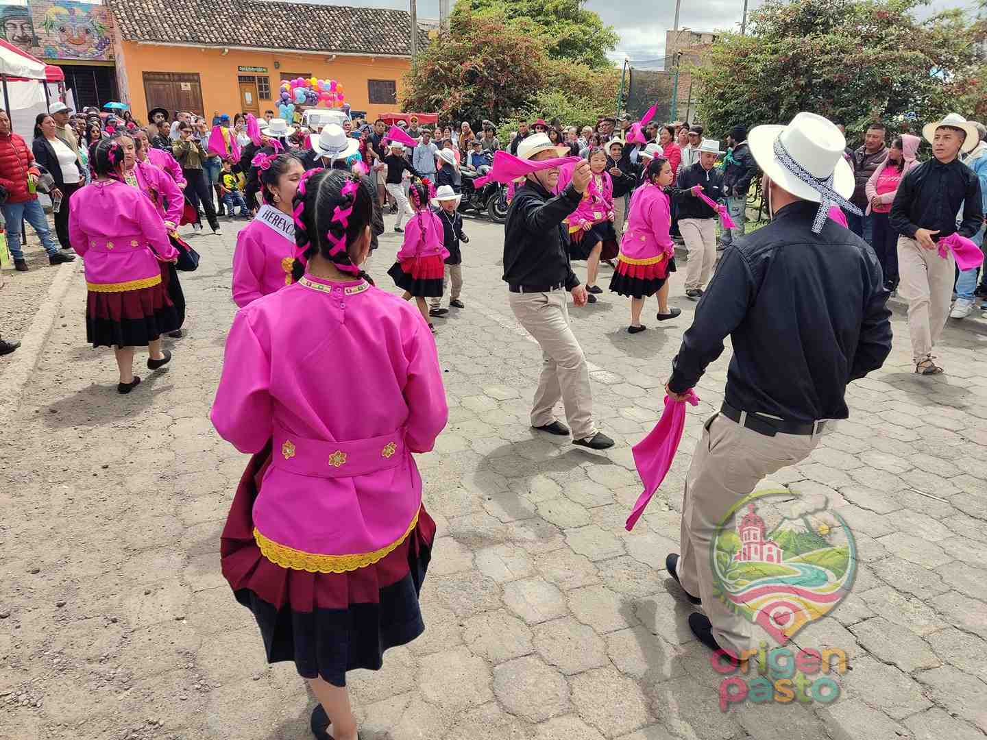 Bailes tradicionales durante las fiestas de Obonuco, Pasto